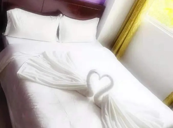 Shandong Residences 호텔 2*